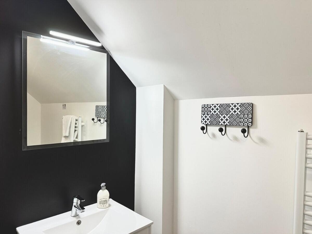 Apartmán Le Patio De Loiseau Le Mans Pokoj fotografie